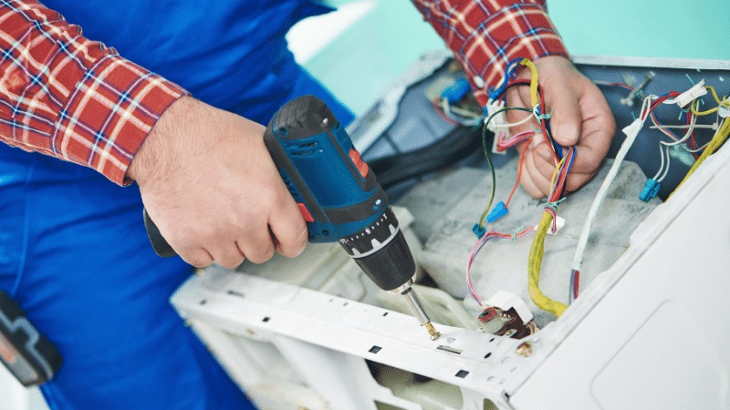 Kaynarca Hotpoint servisi orijinal yedek parça kullanımı